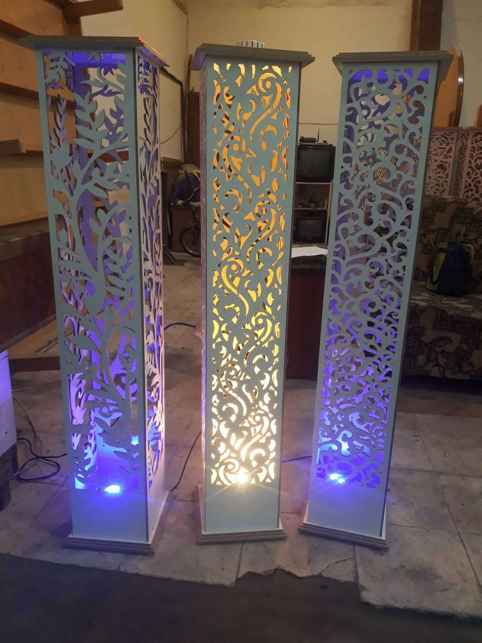 السلام عليكم تيبل لمب نقش سين سي شغل درجة اولى العنوان حي فلسطين للاستفسار الاتصال  ***********
