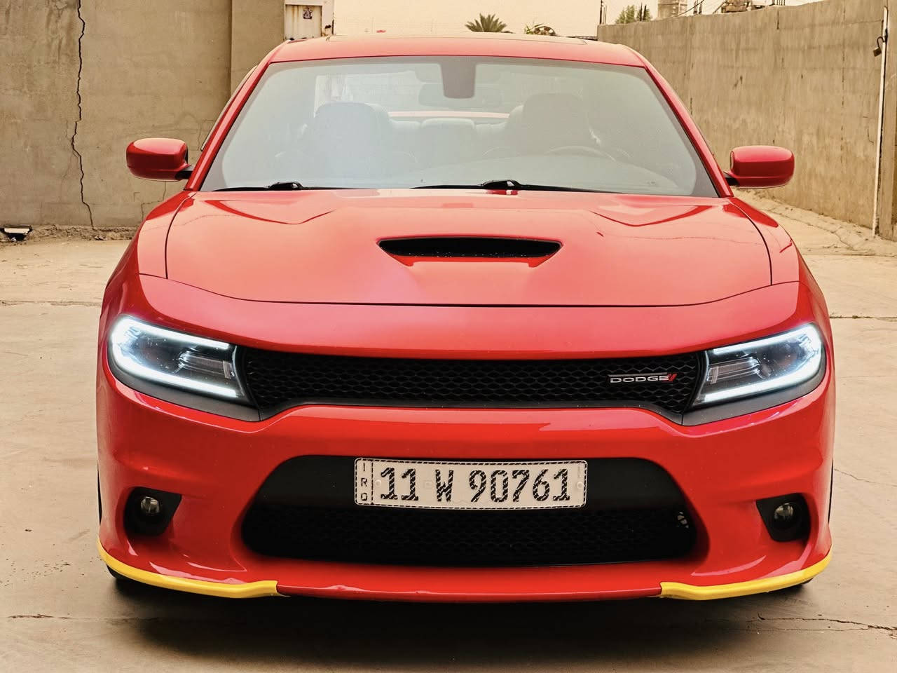 CHARGER GT   . 
جارجر GT  للبيع او المراوس 
السياره عليها ادامه كامله بل شركه 
تخم تاير جديد صدر جديد 
باتري جديد 
الرقم بغداد بسمي مشروع وطني 
الموديل : 2019 . (خليجي) . 
وكاله شركه ليث العبيدي 
السياره كفاله عامه من الصبغ والتبديل والبارد
الون : أحمر طماطي
المحرك : V6.  3.6L . 
السعر :  خاص
المواصفات :
* شاشه كبيرة مع نظام ملاحة GPS .
* الشاشة مع اوپشنات SRT . 
* سستم صوت الپاين مع سماعات پريميوم .
* ويل RT قياس 20 انج . 
* فتحت سقف (سلايد) . 
* مقاعد جلد رياضية . 
* مقعد السائق كهربائي . 
* حساسات خلفية . 
* تشغيل عن بعد . 
* محدد سرعة . 
* تلفون بلوتوث . 
* كاميرا خلفية .
* مرايا متحسسة للاضاءة العالية .
* كير شفتر بالستيرن . 
* دخول ذكي (بصمة) .
************
***********
