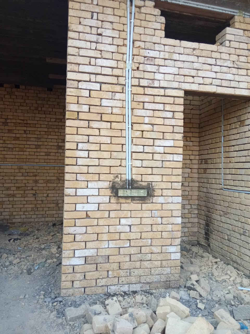 على بركة الله 
جانب من اعمالنا في حفر الجدران وتثبيت البوكسات بيت 300 متر 
موقع العمل الناصرية الاسكان الصناعي 
للاستفسار الاتصال او مراسلة واتساب تيلجرام 
سيد احمد الياسري ***********
الياسري للتأسيسات الكهربائية
