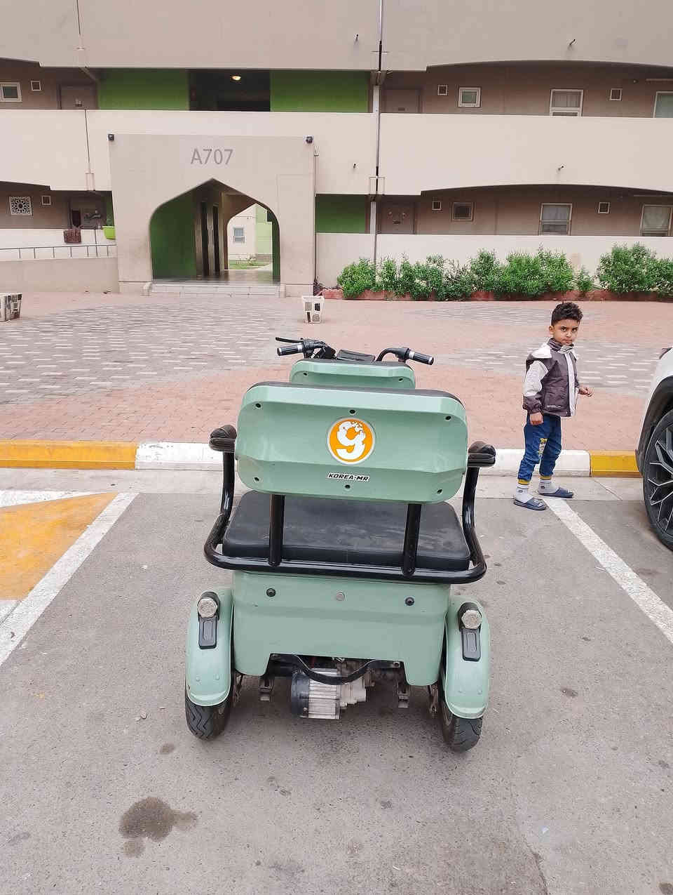 السلام عليكم دراجة شحن للبيع 
4 بطاريات هسة شادهن جدد 
يرادلها ترتيب فقطط
بطاريات ملف وعقل مكفولات 
العنوان بغداد بسماية 
السعر 750 وبيها مجال بسيط 
الرقم ***********
