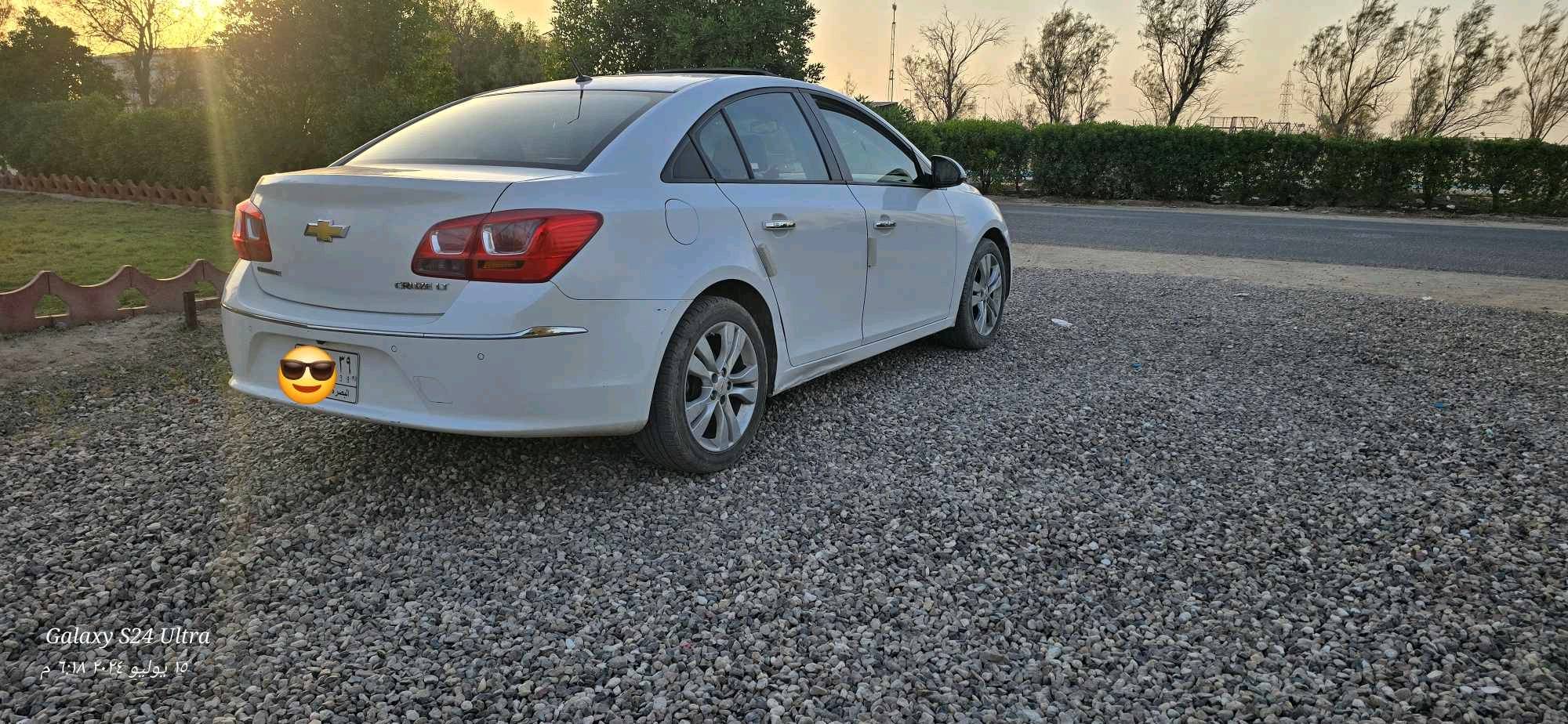 سياره شفرليت كروز خليجيه LT
 ما ناقصها شي 
حداديه مسويها قبل رمضان والحداديه كله اصلي 
 تايرات جدد 
دهن اصلي موتل بـ13 الف الترا اخليها 
بانزين محسن أدير الها
تحكم سعر 
مثبت سرعه 
6 بصمات
تشغيل بصمه 
دخول ذكي 
جنطه فتح ذكي 
شاشة اندرويد 
فتحة سقف 
نقطه عمياء
4 ويل كيب
مكينه مكفوله 
كير مكفول 
الكير 6 نمر والسابعه بك 
الكير اوتو عادي 
حساس حراره 
ماي راديتر اصلي زيتي ما اخلي ماي عادي
بــيع او مـراوس 
***********
سعر 100
وبيها مجال