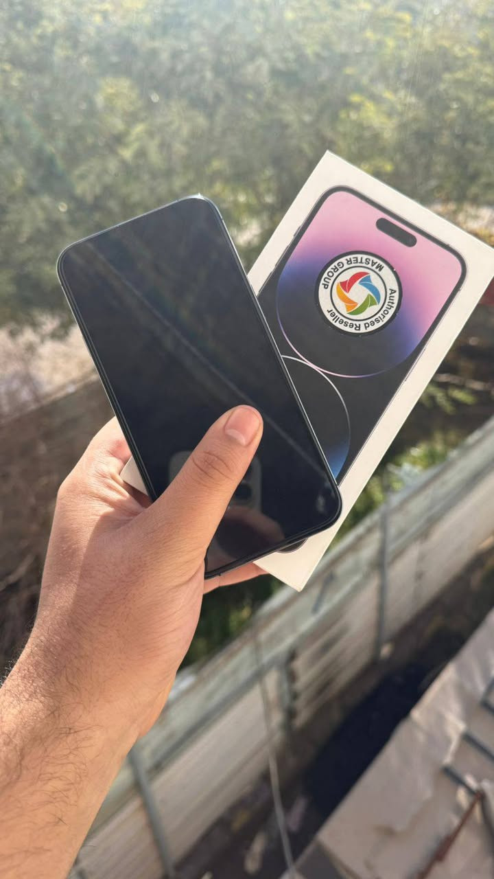 السلام عليكم من رخصة الادمن
متوووفر للبيع
              
📱ايفون 14 برو ماكس
💜 لون بنفسجي 
💾 ذاكرة 256
🔋 نسبه البطارية 89
📞 تك سيم كارت
فول نضافه شرط مامفتوح ولا بي شخط وجهاز ماستر يعني عربي A/AA

الشراي يتفضل خاص لو تصل ويدلل محضور من تعاليق
‏ ***********
