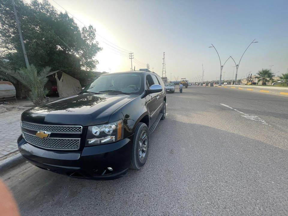 سلام عليكم 
تاهـو خليجي مديل 14 LTZ 
فول مواصفات سياره جديده برغي ما ناقصها 
باتري جديد حداديه جديده تخم تاير. 
السياره باسمي   
السعر #220 
للاستفسار اكثر 
***********
***********
