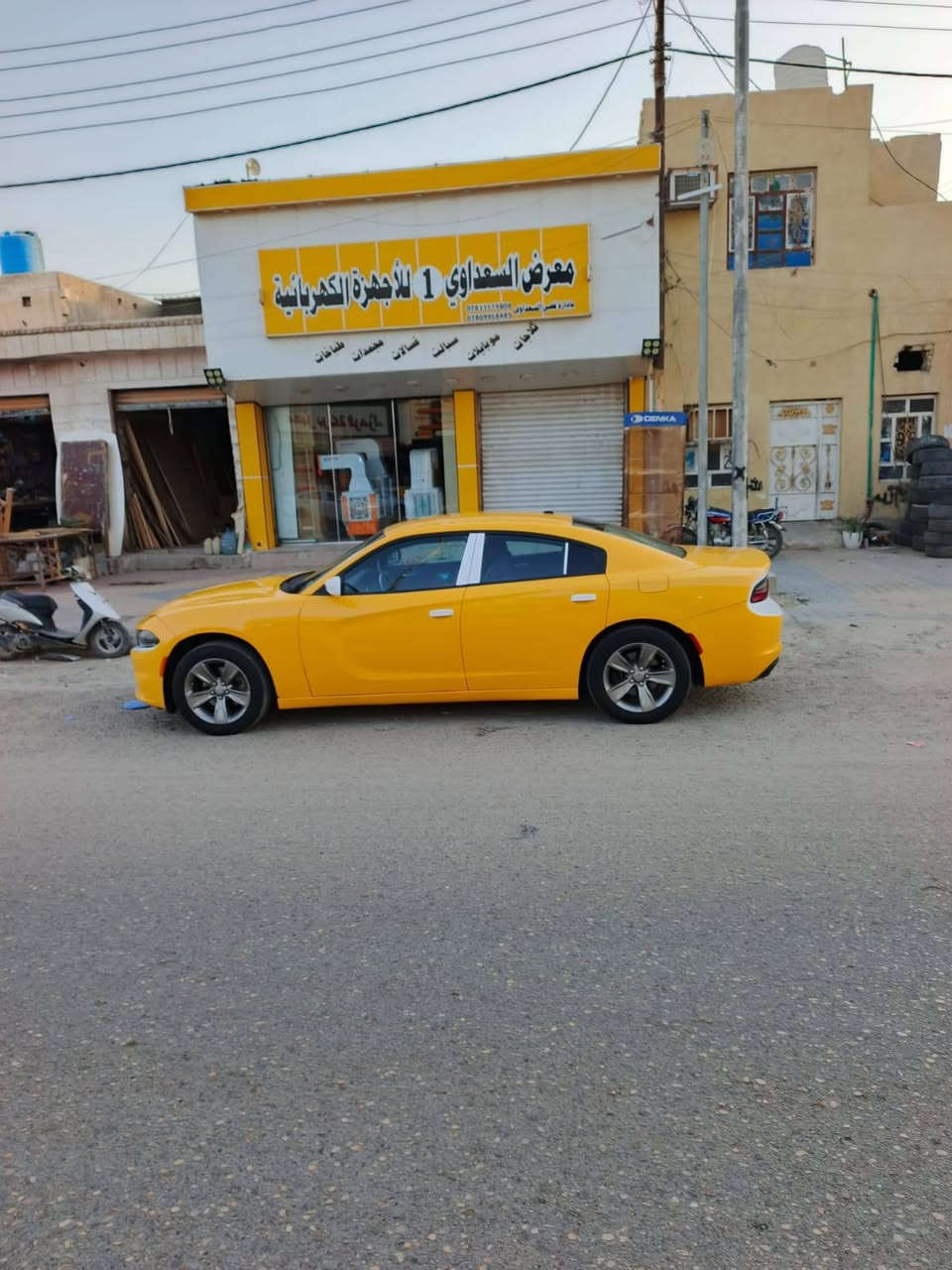 السلام عليكم جارجر للبيع موديل 2016 معلايه 22 رقم نكليزي الضرر جاملغ وبنيد السياره جاهزع من كلشي السعر (160) التفاصيل اكثر (***********
