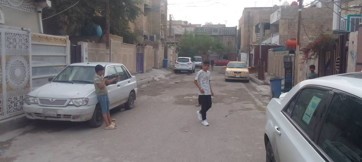 السلآم عليكم عندي بيت 100/الوجة5/وانزال20/مسلح طابقين  عنوان البلديات حي التراث /طابو صرف سكني ثاني يوم افتحلك بين/ بسمي  الشراي ھاذة رقمي *********** ثني فرع علة المدرسة المختار /وثني ورع علة اعدادية الصناعة /السعر160وبي مجال
