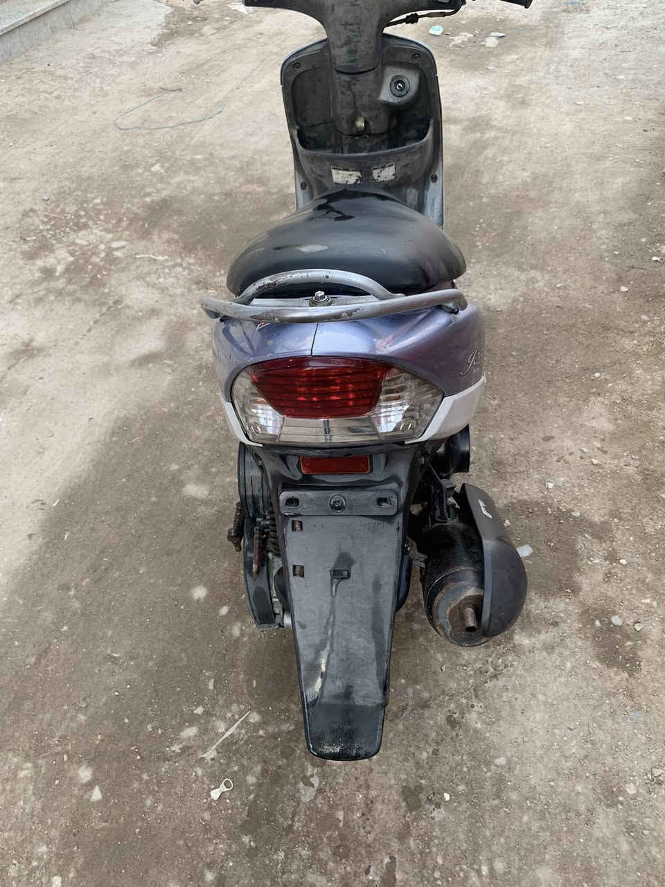 سلام عليكم البيع ماكس قجمه كلشي  شغال بيهه سلف  هندر كهرباءيات   دبلات  تيرات جدد السعر ٦٥٠ بيهه مجال القرنه السوق ***********
