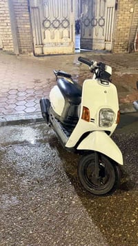 بوليس للبيع مستعجل 400 وبيهه مفتوحه مره 07755339637