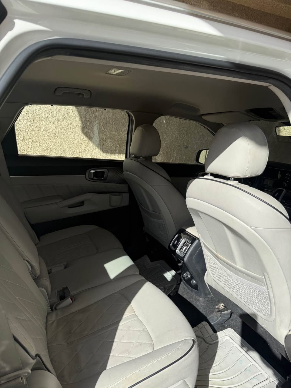 سلام عليكم
سورنتو ٢٠٢١ للبيع
مواصفات ٦ سلندر حساس امامي خلفي كشنات كهرباء وصندوك كهرباء كير ماوس وايرباك و٧ راكب
ماشيه ١١٨ الف
بيها الجاملغ الامامي مبدل نفس الون بلادي والخلفي مصبوغ شبرين
رايدها ب٢٢٨
*********** بغداد, العراق
