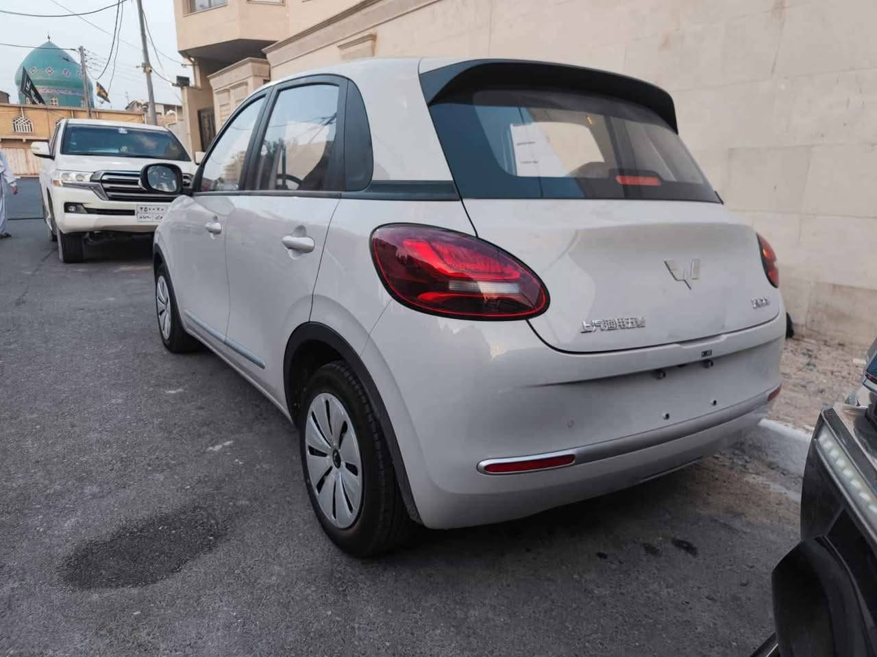 Wuling bingo  بينگو 2024 
كهربائية بالكامل 
مدى الشحنة الوحدة 203 كم
دخول زيرو يعني مكفولة وارد صيني 
السعر 95 ورقة و بي مجال
ماشية 33 الف كم و قابل للزيادة 
تبريد تدفئة كامرة خلفية حساسات خلفية شاشة عرض امام السايق حساس اطارات 
للتواصل واتس اب او اتصال *********** بغداد, العراق
