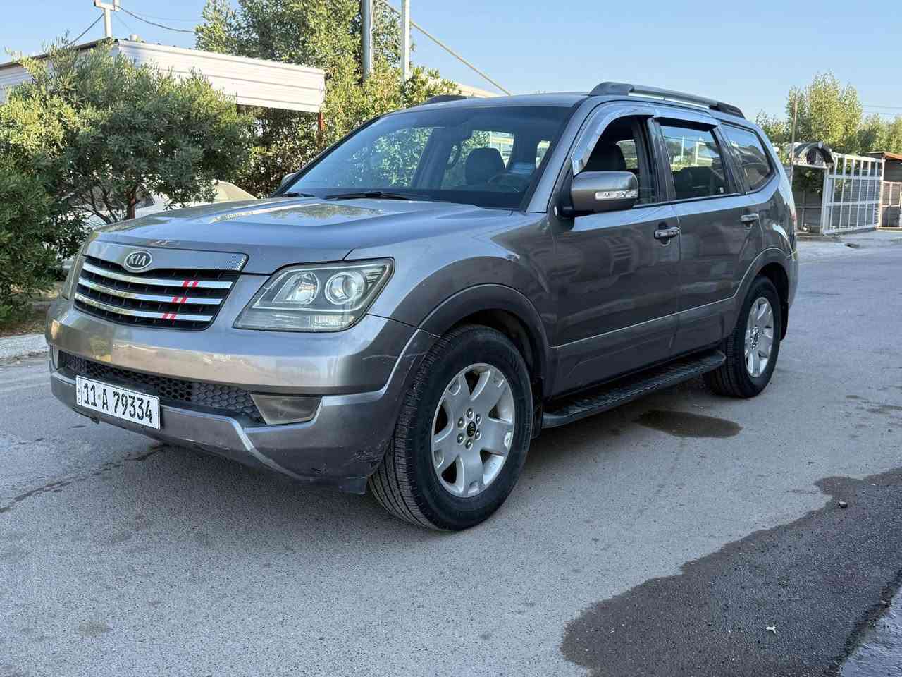 السلام عليكم 
كيا مهافي 2009 خليجي السياره بيه ثلاث قطع صبغ باب وجاملغ السايق وجاملغ خلفي فقط رش بدون حادث فول مواصفات 1/1 محرك 6سلندر فتحه سقف خمس بصمات فور ويل كشنات جلد وكهرباء شاشه جبيره كامره خلفيه بعد بيه هواي مواصفات رقم دولي جديد هزه جديده سنويه جديده تحويل مباشر السياره معروضه ( 118$ ) وبيه مجال بسيط مكاني بغداد الدوره نهايه شارع 60 للاستفسار *********** بغداد, العراق
