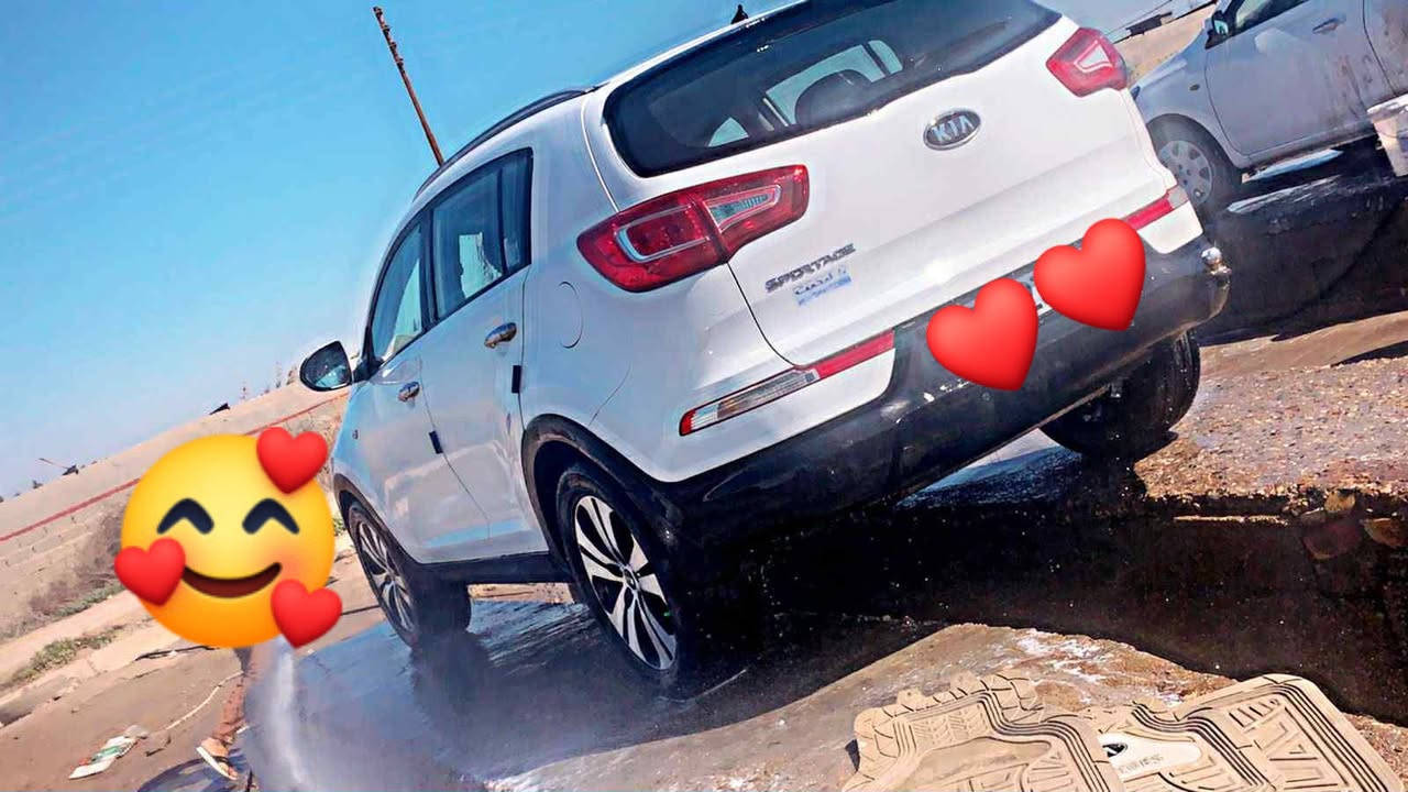 السلام عليكم:
سبورتج （2012）للبيع مبدل بيها بابين شركه جهه عكس السايق والباقي مكفول صدرها محركها كير مكفولات مكانها حي الوحده قرب بسمايه السعر  （130$) للستفسار 

***********  أبو سجاد
