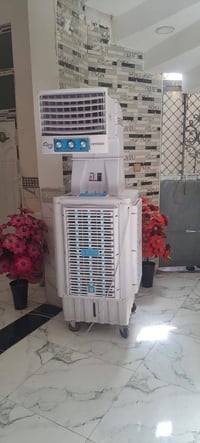 مبرده للبيع ستعمال قليل السعر 225 العنوان بغداد العماري اني مكلف هذا ر...