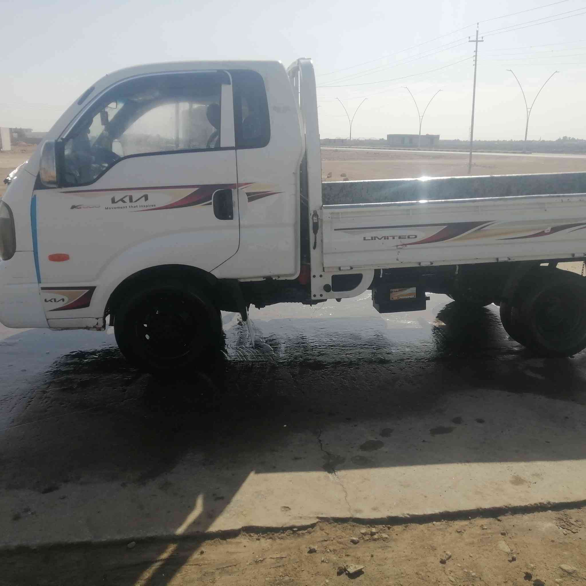 سلام عليكم شباب كيه موديل 21محرك مسكر كير عادي سياره حله من صوره بدون رقام لي يحب يشتريها يدك علا هاذ الرقم ***********
سعر 68وبيها مجال
