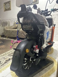 f15 بعدهً جديد ماشي 15كيلو بارحه بليل اخذته وصل موجود بعده زيرو 078916...