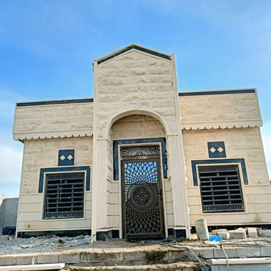 السلام عليكم 
يوجد حلان مواد وعمل بأسعار مناسبة بالتقسيط والنقد 
كوبنات ابواب وشبابيك 
نافورات 
واجهات 
كتابات  
***********
*********** واتس آب
