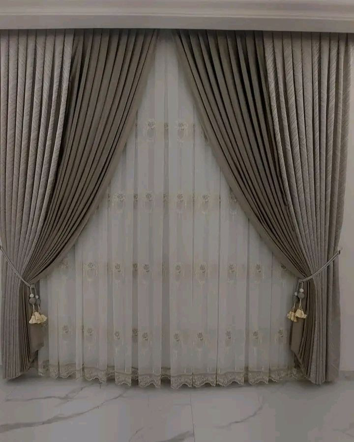 بنات بيج ستائر بالديوانية كلش كلش راقي الصور تسولف يناسب كل الأذواق قماش يموت فخم  مو العادي 
باعوا كمية الهدوء والنزاكة وترتيب الألوان. العنوان ديوانية شارع  الصافير. وايضا يشتغلون الكم القماش إلي تردوا والموديل الي يعجبكم. بوقت قصير. توصيل موجود  بس كولوله من طرف المندوبة أميرة فضلا وليس امرا مو تنسون. 
رقم التواصل 
***********
