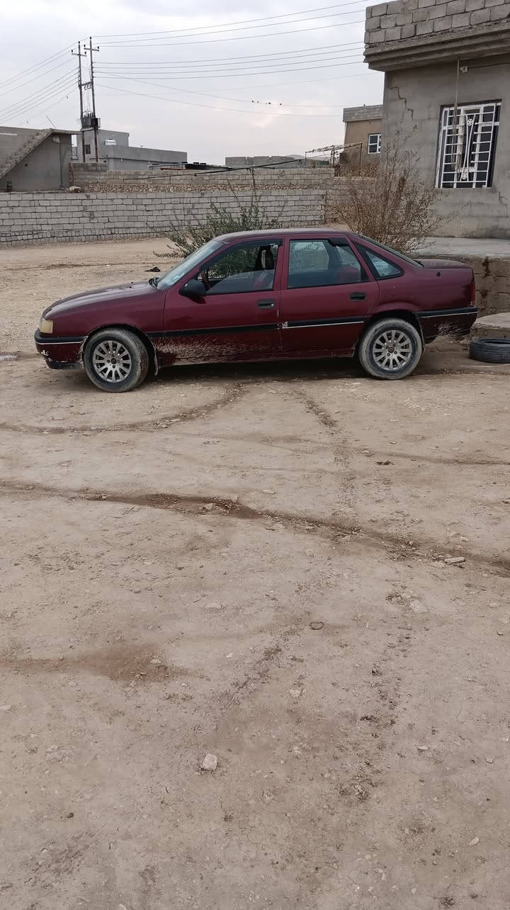 السلام عليكم
اوبل فكترا حجم 20 محرك لاصرف لا نفخ كير ما شاء الله عليه 

رقم دولي سنويه باسمي اني الشرعي تريد وكاله تريد تحويل سياره جاهزه حاليا ما يعوزها شي ... السعر 40وبيها مجال للشراي  كابون بانزين بيها.  رقم نينوى للاستفسار اتصل على.  ***********
