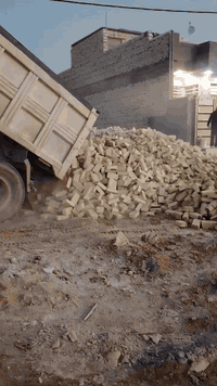 طابوق درجه اولى مصداقيه بلموعد وأسعار مناسبه ٠٧٨٢٧٣١٦٦٠٩ أبو هاشم