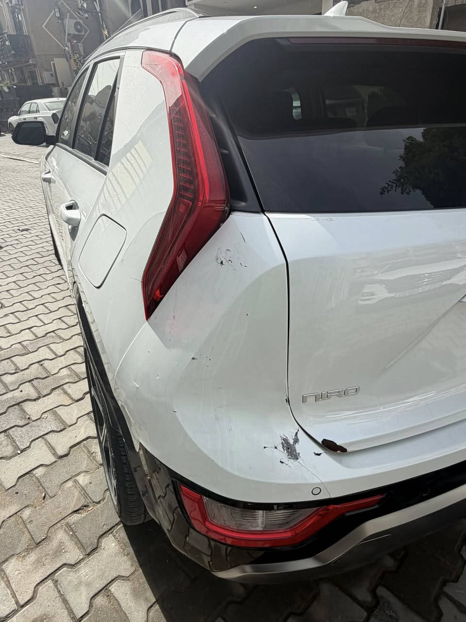 سلام عليكم كيا نيرو فول مواصفات موديل 2023 ماشية 18 ميل تورنك وارد أمريكي حادثها دعامية خلفية مصلحة بدون تبديل وتكحيل وبدون ايرباك مكان بغداد الاعظمية السعر 180 وبيها مجال رقم ***********
