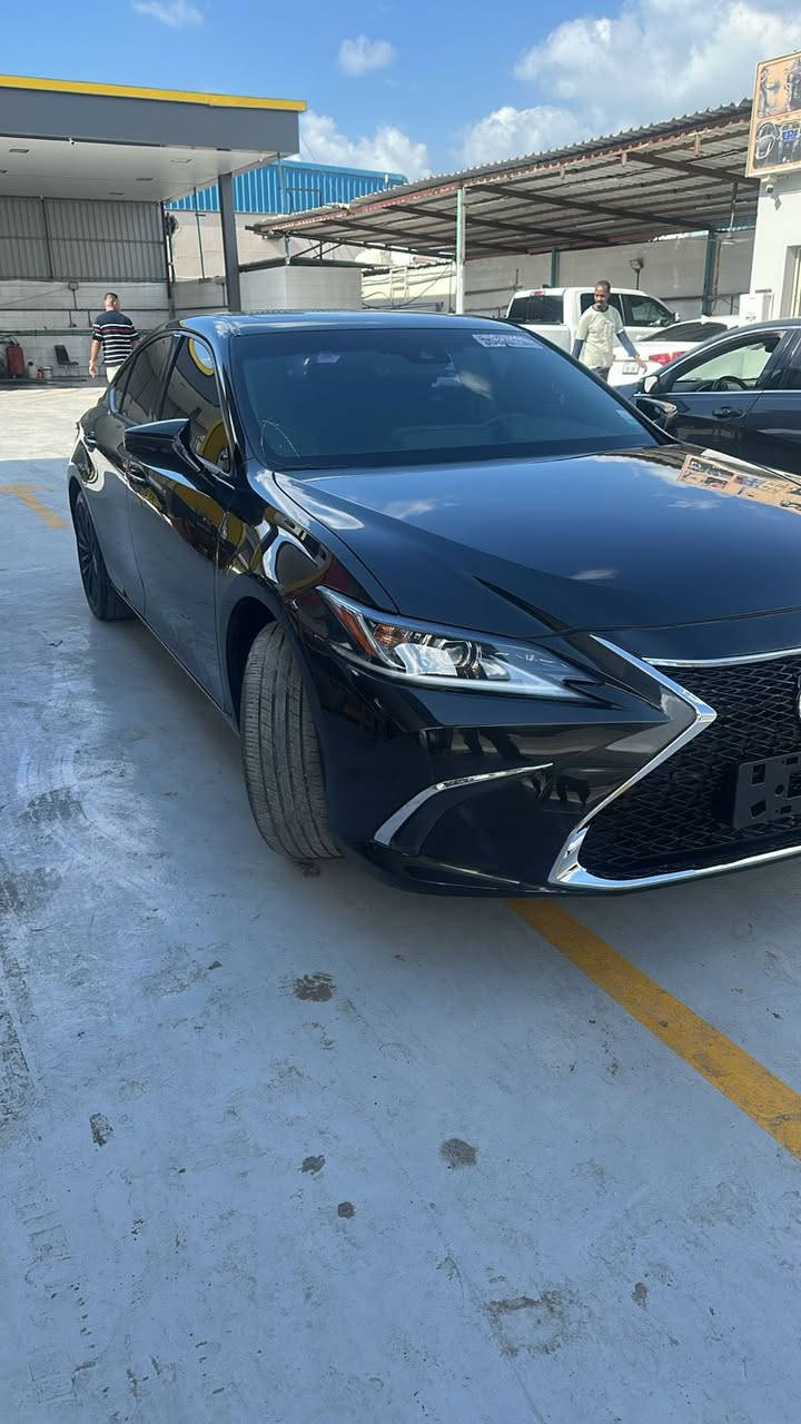 السلام عليكم
للبيع
لكزز 2024 es300 هايبرد
حالياً بالامارات مصلحة وجاهزة
تريد شمال 
تريد بصره 
تدخل كتاب شهداء
السعر بمكانها بالامارات
$21،800وبيها مجال 
للاستفسار 
***********-***********
احمد 
ملاحظة 
صور الحادث مرفقه بالمنشور
السياره من امريكا بيها صبغ صفحة اليمين +جاملغ خلفي اليسار
