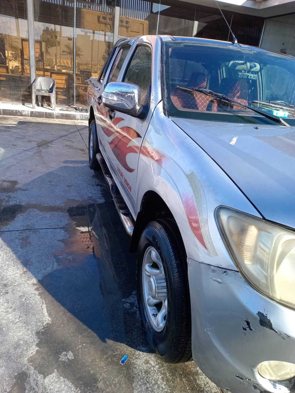 سلام عليكم للبيع كنو ١٢ رقم بغداد بسمي تبريد شغل  ضربه بل جملغ  كل شي شغال  بيه ملاحظات بسيطه مكان بغداد رقم *********** سعر ٦٥ بيه مجال
