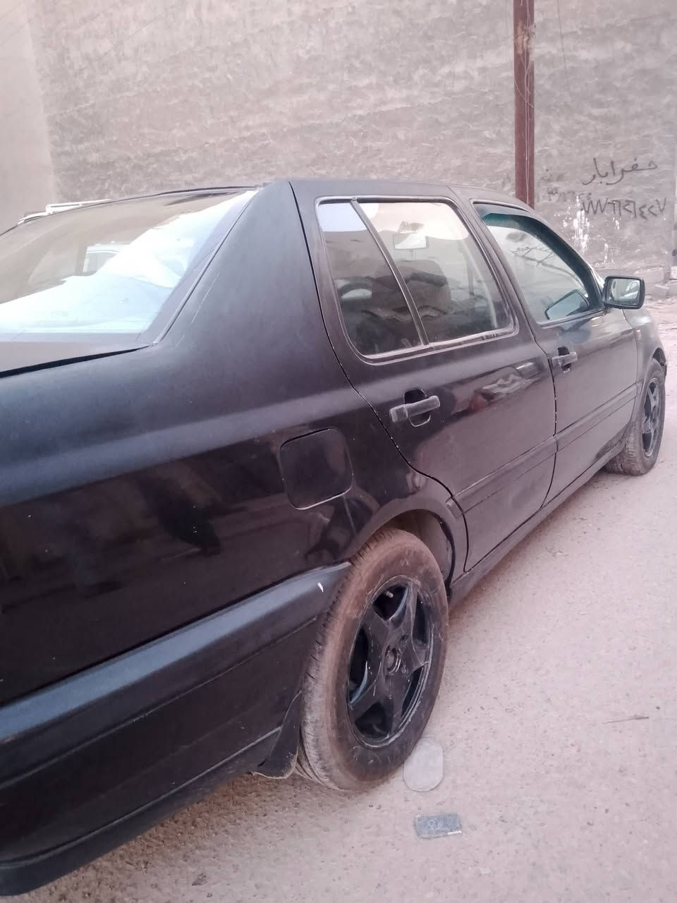 سلام عليكم/ سياره فوكسواكن نوع فتنو موديل 93 كفاله عامه تبريد درجه اولى من كير وأكسل ومحرك وشواصي من كلشي كفاله عامه محرك 2000 السعر 36 وبيها مجال الهاتف/ ***********
