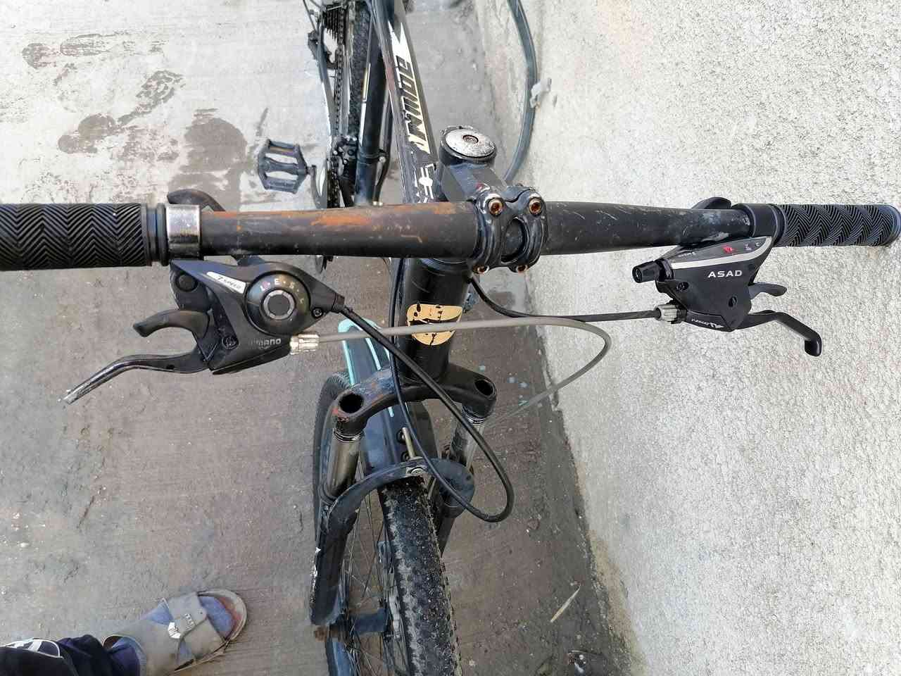 باسكل للبيع حجم ٢٦ كير شغال بريكات بلمكان سعر ٥٠ مكاني الاثورين الدوره ***********
