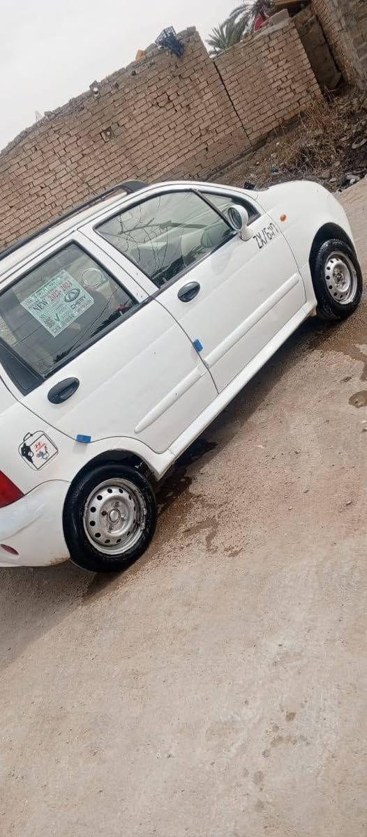 اللهم صل على محمد وال محمد
كيو كيو موديل 2013 كفاله عامه ضربه وصبغ وتبديل 
مكينه وكير جدد شرط استخدام شخصي 
تبريد حداديه تخم تاير جدد ماشيه 70 حقيقي 
سعرها 28 وبيها مجال بسيط 
***********
