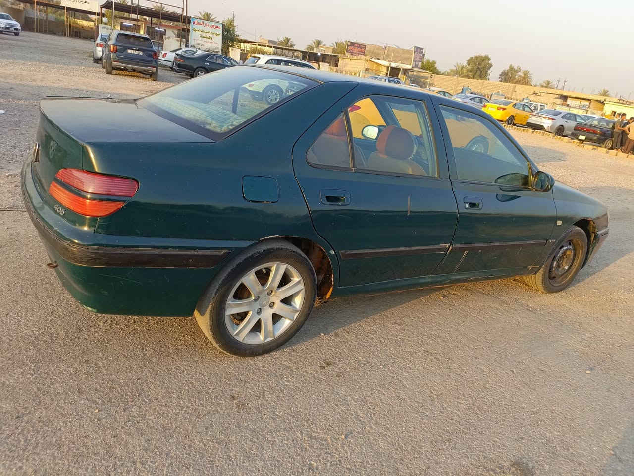 بيجو فرنسي 406 موديل 2000 للبيع التواصل ع رقم الهاتف ***********
السعر 25 وبيها مجال للشراي
