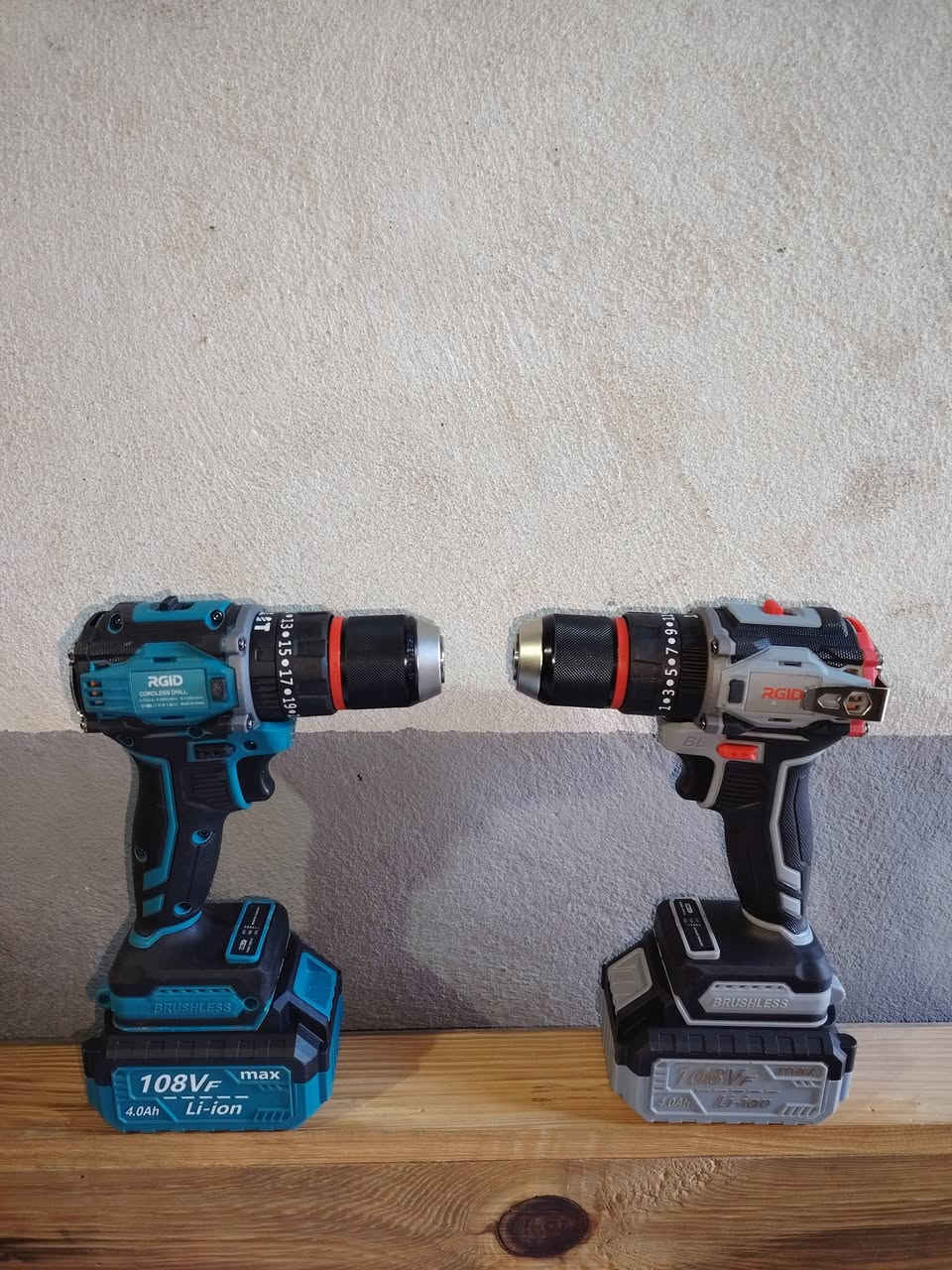 للبيع دريل برشلز جديد سعر القطعه ٣٥ بدون ملحقات


**إذا كنت صاحب هذا الإعلان وتريد حذفه لأي سبب، رجاءا أرسل رسالة إلى الدعم الفني**