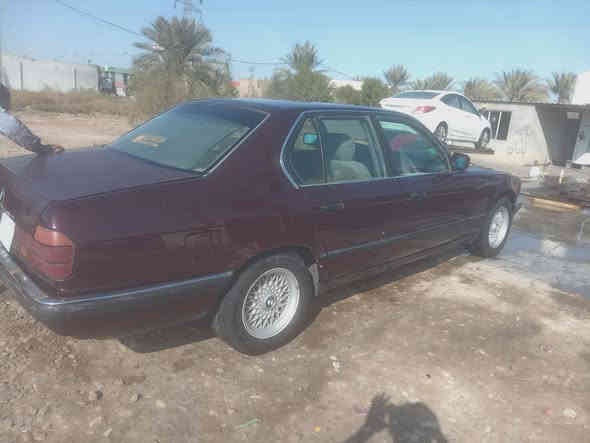 سلام عليكم  بيئم 735
موديل 91
سنويه لحد 2028
رقم بغداد 
سعر 35  غير متواجد عل فيس 
***********
