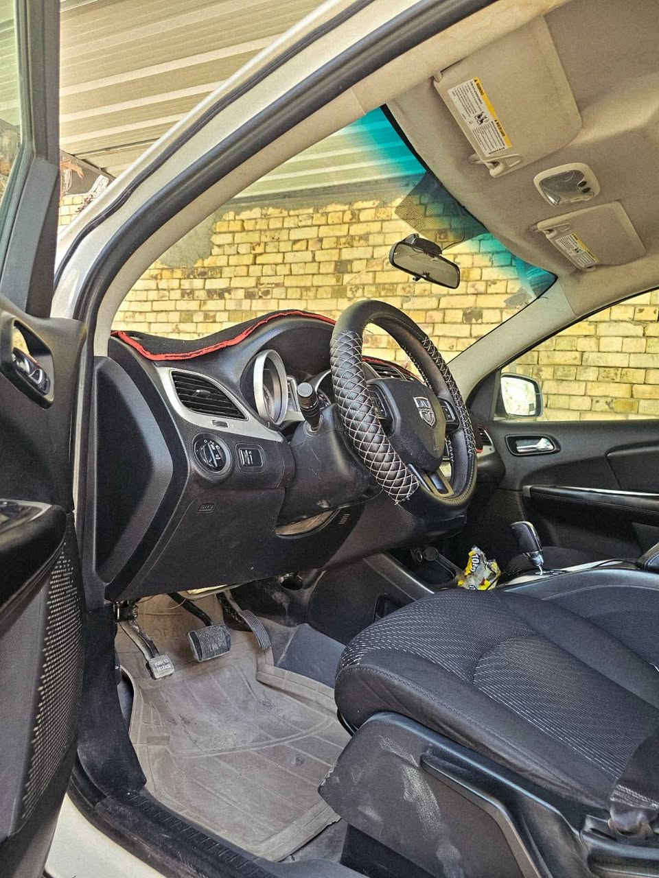 سلام عليكم للبيع دوج جورني مديل ١٦ رقم مثنى مشروع وطني بس عندي بك لايت أيسر مكسور 
موجود ناصريه سعر 125$
اتصل وتدلل ***********
