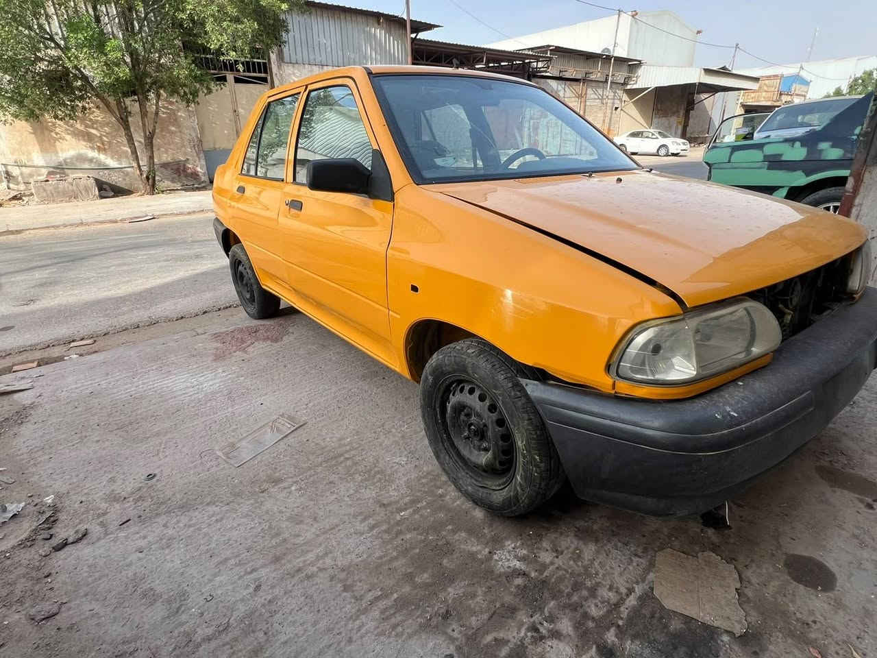 سلام عليكم اخوان سايبه موديل 2019 مصبوغا عام بيه جاملك خلفي ايمن مبدل سعر 25وبيها مجال.  الهيئة والغرامات مصفره اتصال فقط  ***********. عنوان السياره موجوده بصناعيه حمدان
