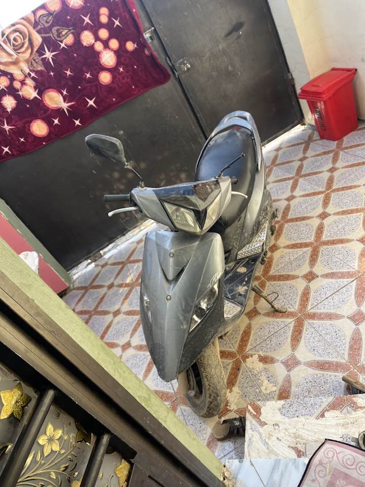 دراجه اخذته من الرميه جديده استخدام شخصي السعر 650  الدرجه ياباني  ***********
