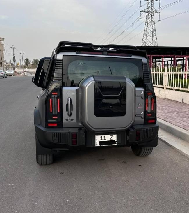 جيتور T2 2025
جيتور T2 2.0L LUXURY

الموديل: 2025 (هارلم)
العداد: 11,000 كم قابل للزيادة 

اللون: السلفر (المات المميز) داخل زيتوني

المحرك: 4 أسطوانات L 2.0 تيربو 254 حصان حقن مباشر
عزم الدوران (نيوتن-م): 390
ناقل الحركة: اوتوماتيكي دبل كلاتش من 7 سرعات
نظام الدفع: نظام دفع رباعي متطور من BorgWarner

الضمان الأساسي: 6 سنوات وعداد كيلومترات مفتوح
ضمان المحرك: 10 سنوات او 1،000،000 
بعدها داخل الضمان و الصيانة كلها داخل الشركة 

المواصفات:

*فتحة سقف بانوراما 1.1م
*إطارات قياس 20 إنچ
*الصندوق شفط
*الشباك الامامي المضاء  بجيتور 
*مثبت سرعة مع رادار تفاعلي
*نظام القيادة شبه الذاتية
*نظام الكبح التلقائي في حالة الطوارئ
*نظام تحذير الاصطدام الامامي والخلفي
*كاميرات محيطية 540 درجة
*حساسات أمامية وخلفية
*نقطة عمياء
*نظام تحذير مغادرة المسار
*نظام المساعدة للبقاء في المسار
*شاشة التحكم بقياس 15.6 إنچ
*شاشة القيادة بقياس 10.25 إنچ
*نظام صوتي متطور 12 سماعة من Sony
*نظام أبل كاربلاي وأندرويد أوتو لاسلكي
*نظام اوامر و تحكم صوتي
*مقصورة الركاب من الجلد الفاخر والكنتارا
*مقعد السائق والراكب كهربائي
*مقاعد السائق والراكب مبردة
*مقاعد السائق والراكب مزود بذاكرة لحفظ 3 وضعيات الجلوس
*إنارة ترحيبية مع إنارة محيطية متعددة الالوان
*عتبات الأبواب مضيئة
*مصابيح أمامية وخلفية أوتوماتيكية LED 
*التكيف التلقائي للضوء العالي
*نظام تقليل الضجيج النشط مع زجاح مزدوج
*المرايا الجانبية قابلة للطي كهربائياً ومدفئة
*دخول ذكي و تشغيل عن بعد
*خاصية إغلاق نوافذ وفتحة السقف عن بعد
*شاحن هاتف لاسلكي سريع
*نظام تنقية الهواء PM2.5 وفلتر N95
*مسند الذراع الوسطي مع ثلاجة
*انماط قيادة متعددة للطرق الوعرة
*وسائد هوائية امامية و جانبية عدد 6
*ماسحات الزجاج الأمامي مع حساس للمطر
*دوسات جانبية
*نظام الفرامل الأوتوماتيكي Autohold
*نظام التحكم بنزول المنحدرات
*نظام المساعدة لصعود المرتفعات
*نظام مراقية ضغط الاطارات

مكان السيارة بغداد / مجمع نجمة بغداد
رقم صاحب السيارة 
 ***********

السعر :: اطلبه بالتعليقات يصلك خاص 📩

#ادارة_الصفحه ⚡

ملاحظه / 🔴
مدير الصفحه غير مسؤول عن بيع وشراء واصوليات السياره نحن صفحه لعرض السيارات فقط.
