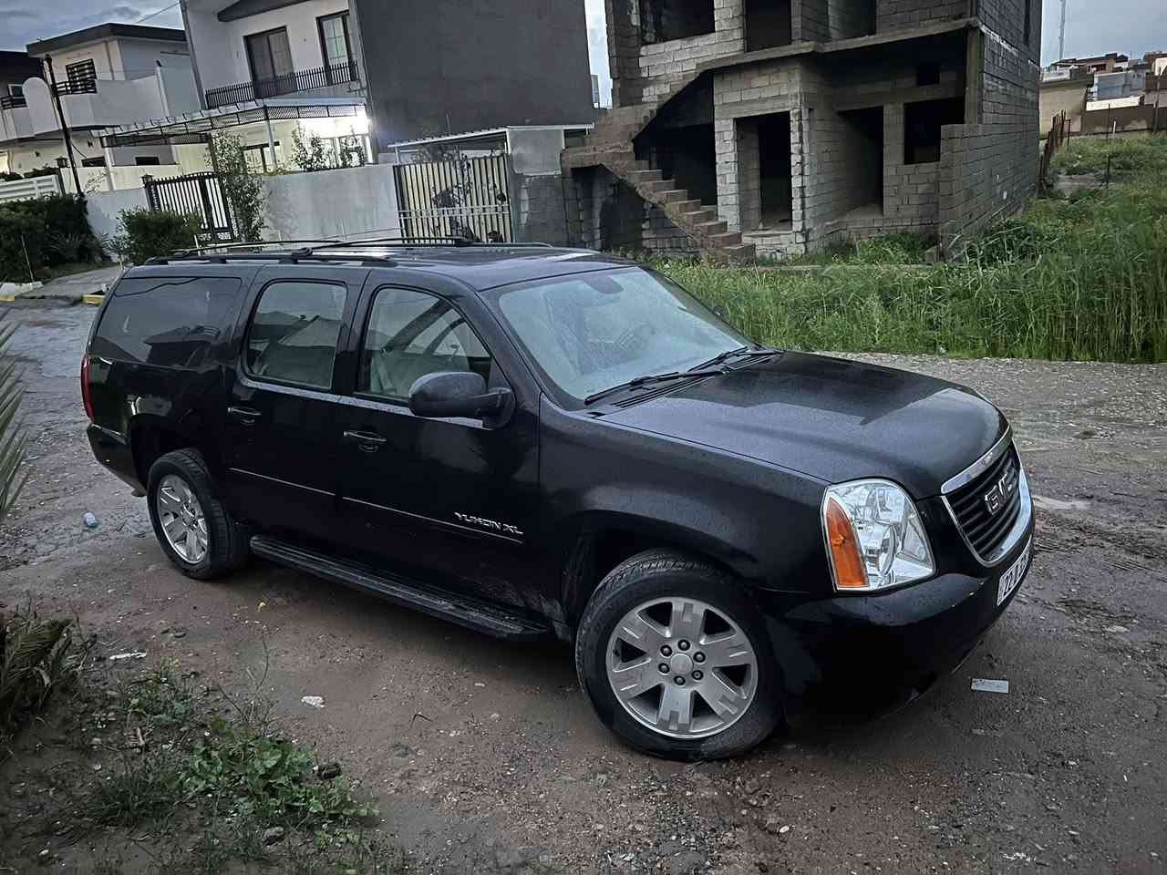 للبيع جمسي يوكن بدي طويل XL __2013 
السيارة بيهة ٤ قطعة صبغ بدون داخل راشين بمب 
بدون تعديل بارد مكان جاكوج مابي ✅
ماشي ١٠٠ الف حقيقي -سيارة مامشتغل بال خط
تخم تاير جديد ياباني
محرك مامفتوح 
داخلهة و كشناتة جديد بوضع شركة 
رقم و سنوي جديد بسمي تحويل ثاني يوم 
سلايت و سويجين بلاد ويا 
سيارة ماملعوبين بي برغي كلة ع بلاد
مكان كركوك 
***********
