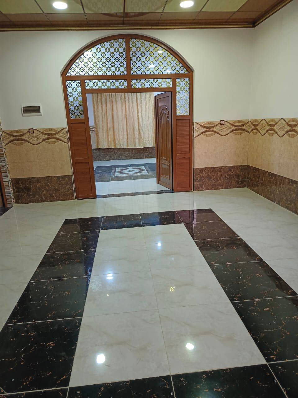 عروض مكتب اساور للعقارات 
دار للبيع في حي مزارع الحدباء قبل شقق الحدباء
بستان ملك صرف طابو الزهور
شارع تبليط 12 متر
شروق تام
200 متر واجهه 10 ركن
طابق ونص
البيت فارغ استلام فوري
اربع غرف نوم
لمعرفه السعر اكتب تم ليصلك على الخاص
للاستفسار زياره المكتب سايدين البحرين مقابل مطعم احمد الحاج صلاح
***********
***********
