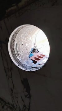 من ابو البيت يگلك بيتي ومتأكد ماكو واير اشتغل 😂 لحد يكلي ليش حاط رقمك ...