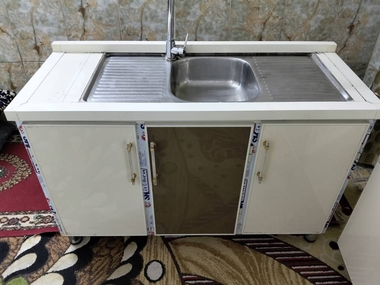 كاونتر 3 قطع مستخدم نضيف تفاصل لأمنيوم مو سوكي لا يوجد اضرر عنوان شعب اكو توصيل *********** بي وتساب
