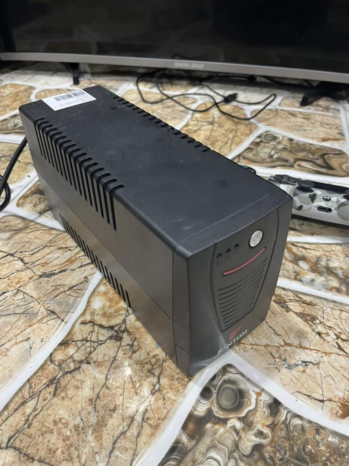 بلي 4 سلم للبيع + العاب ثنين gta5 + god of war +
يو بي اس + جوستكات ثنين تجارية واصلية + شاشة حجم 40 مقوسة مال العاب تريد تاخذ بس البلي والملحقات مالته او تريد تاخذهن كاملات شيعجبك اني خادم مكاني بغداد الحرية 
للتوصل : ***********
