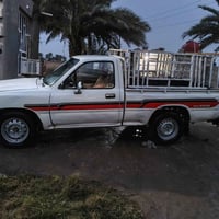 هايلوكس • ١٩٩٠ • تاير جديد