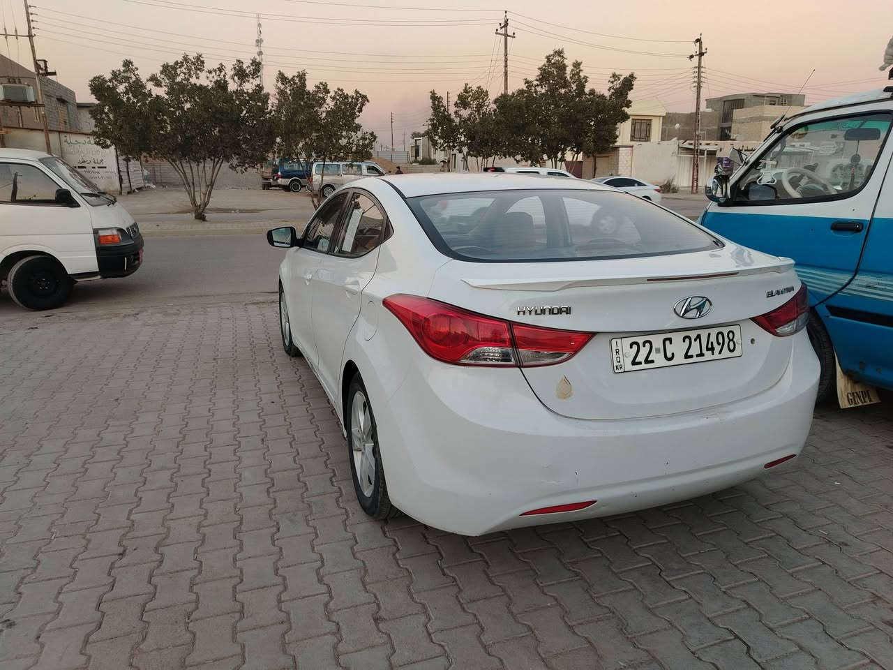 سلام عليكم الانتر موديل 11 للبيع كير ومكينه مكفوله بيه شويه صبغ بل بنيد وشويه صبغ بل جنطه السعر 110 وبيه مجال مكاني بغداد المدائن الشراي يتصل على الرقم ***********
