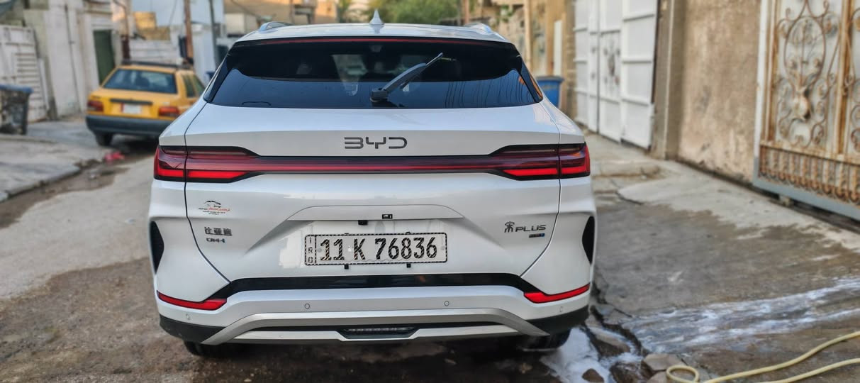 سونك بلص
رقم بغداد مكفولة كفالة عامة  
اللون ابيض
المسافة المقطوعة :  4.000KM 
المواصفات: 
١.فتحة سقف بانوراما 
٢.كامرات محيطية 360 بعدد 13 كامرة
٣.مدى شحن يصل الى 120 KM
٤.رادارات ومحدد سرعة وقيادة ذاتية واتو بارك 
٥.سماعات بعدد ١٣ سماعة 
٦.صندوق كهرباء
٧.انارة محيطية LED
٨.كرسي السائق كهرباء ٣ حركات

السعر : 34.000 مليون دينار
العنوان: ابو دشير
رقم الهاتف: *********** ما متواجد فيس
