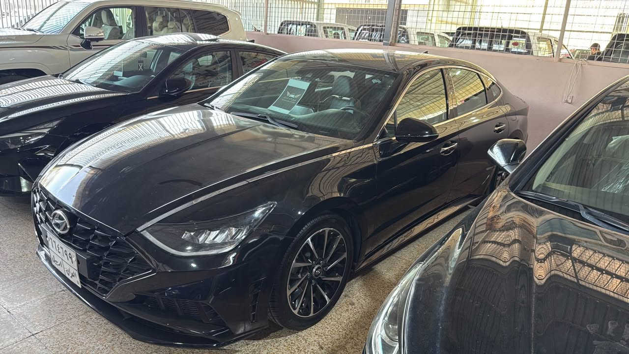 هوندا سوناتا ٢٠٢٠ فول
مواصفات فول بس بدون بانوراما 
بصمة تشغيل عن بعد كشن جلد كشن كهربا شاشة دجيتل 
٣ انضمة قيادة ايكو نورمال سبورت
كير دكمة داخل جلد رصاصى 
لايتات ليد رادار امامى خلفى جانبى 
بك لايت ليد ماشية ٦٠ ميل محرك ١.٦ 
كير محرك بشرط سيارة مستعمل ايد واحد 
حادث بس بنيت بدون داخل مكان سيارة اربيل 
***********واتساب أربيل, العراق
