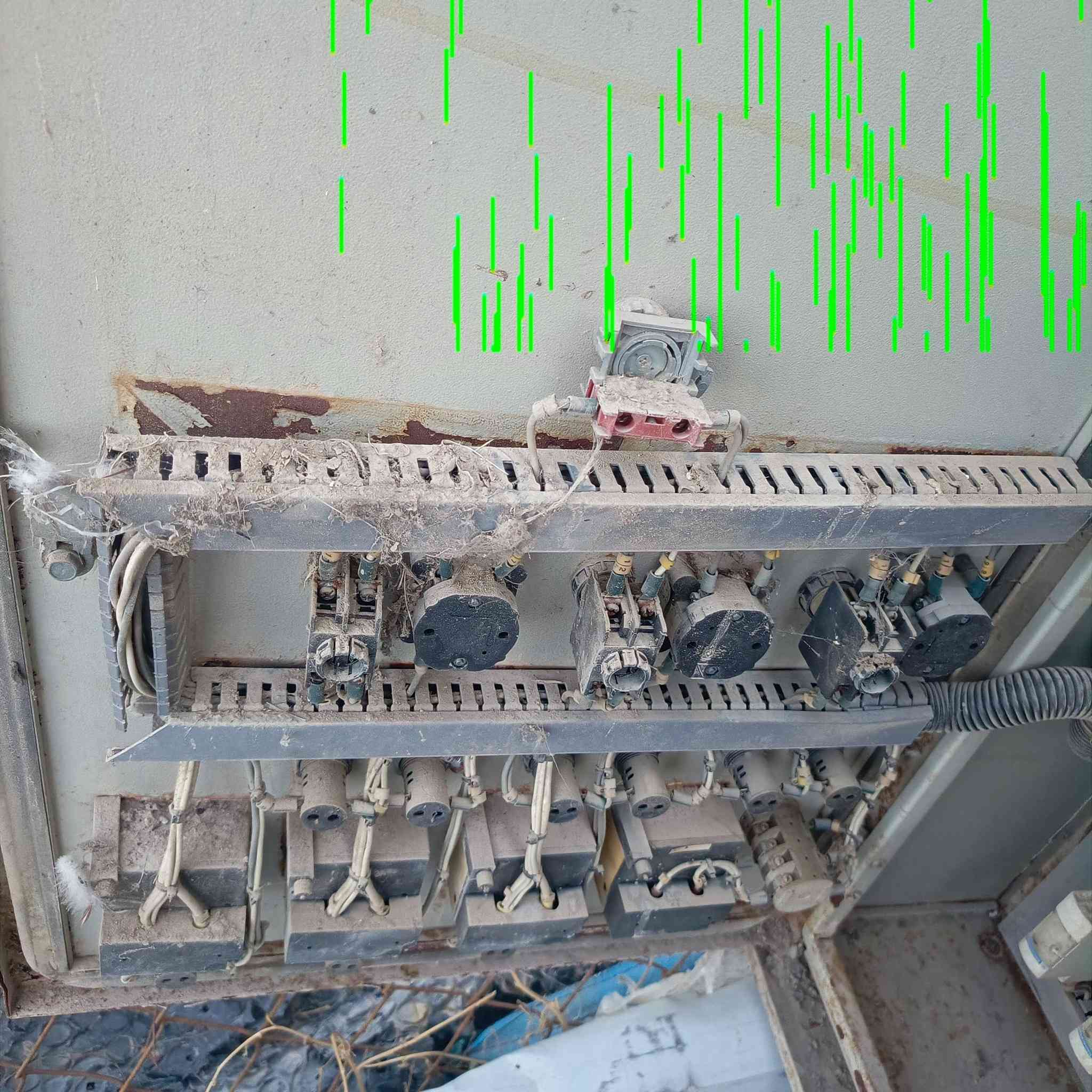 للبيع سعر 75
***********
