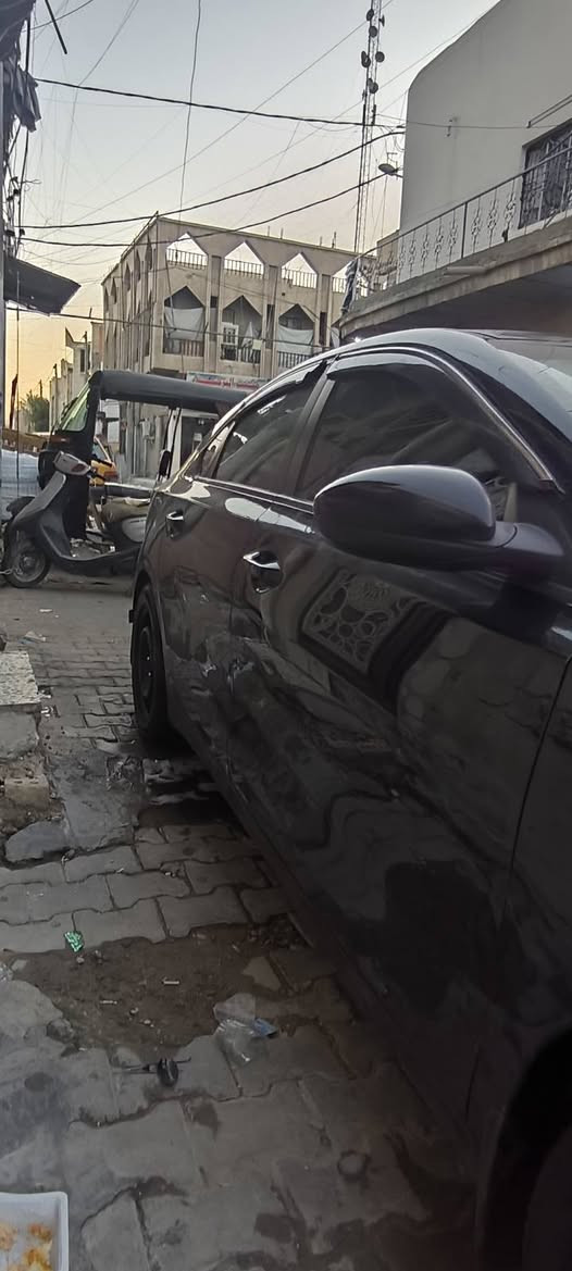 السلام عليكم فورتي 20وارد امريكي 
كير AT
محركها 2000 دوش

رادار 
تحكم فول ستيرن 
كروز سرعه
توقف ذاتي
 الضرر داخل الصور بدون شاصي ولغود 
السعر 115 او بيها مجال قليل
الرقم***********
