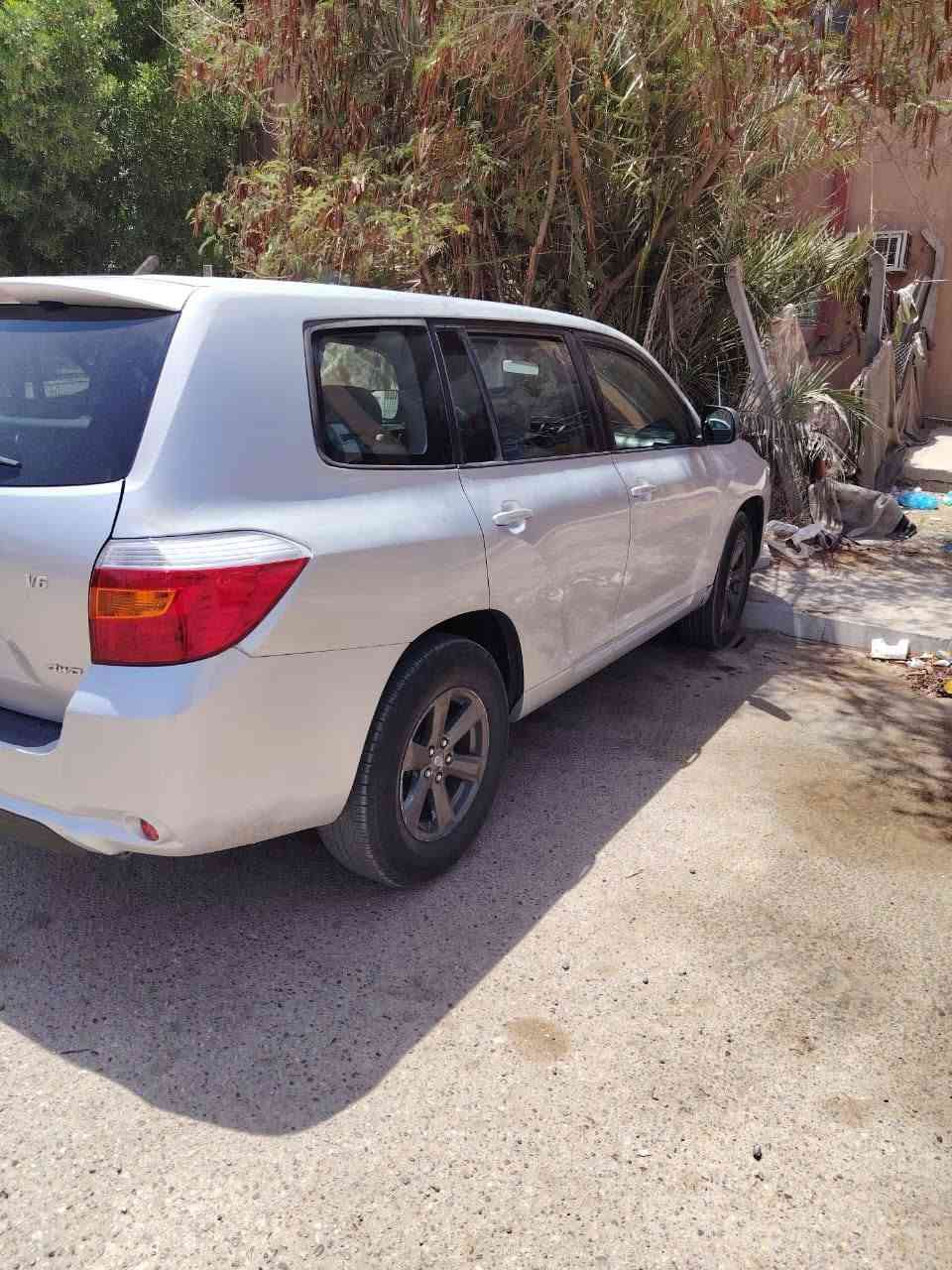هايلاندر موديل ٢٠٠٨ محرك ٦ سلندر  سبعه راكب***********
