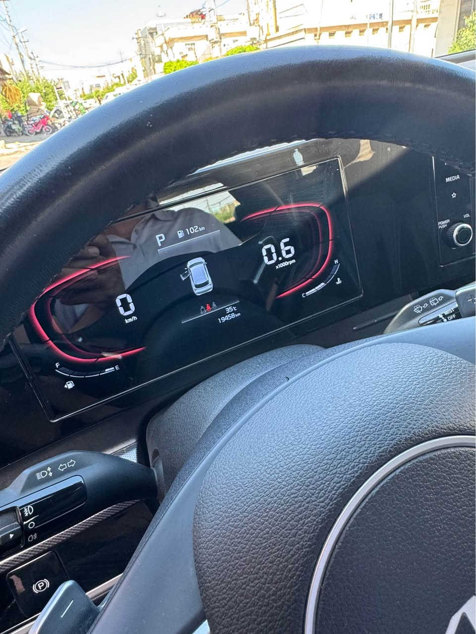 كيا سبورتاج  
سيارا خليجي 
موديل ٢٠٢٥
مواصفات بلاك ادشن  
سيارا فول فول 
واحد عل واحد 
ضمان شركة 
سيارا ماشي ١٩ الف 
بدون صبغ 
بدون اي ملاحظة 
سيارا مكفولة من دعامي له دعامي 
كير محرك شرط 
بنسبة سعر ٢٣٤ بي مجال بسيط 
*********** أربيل, العراق
