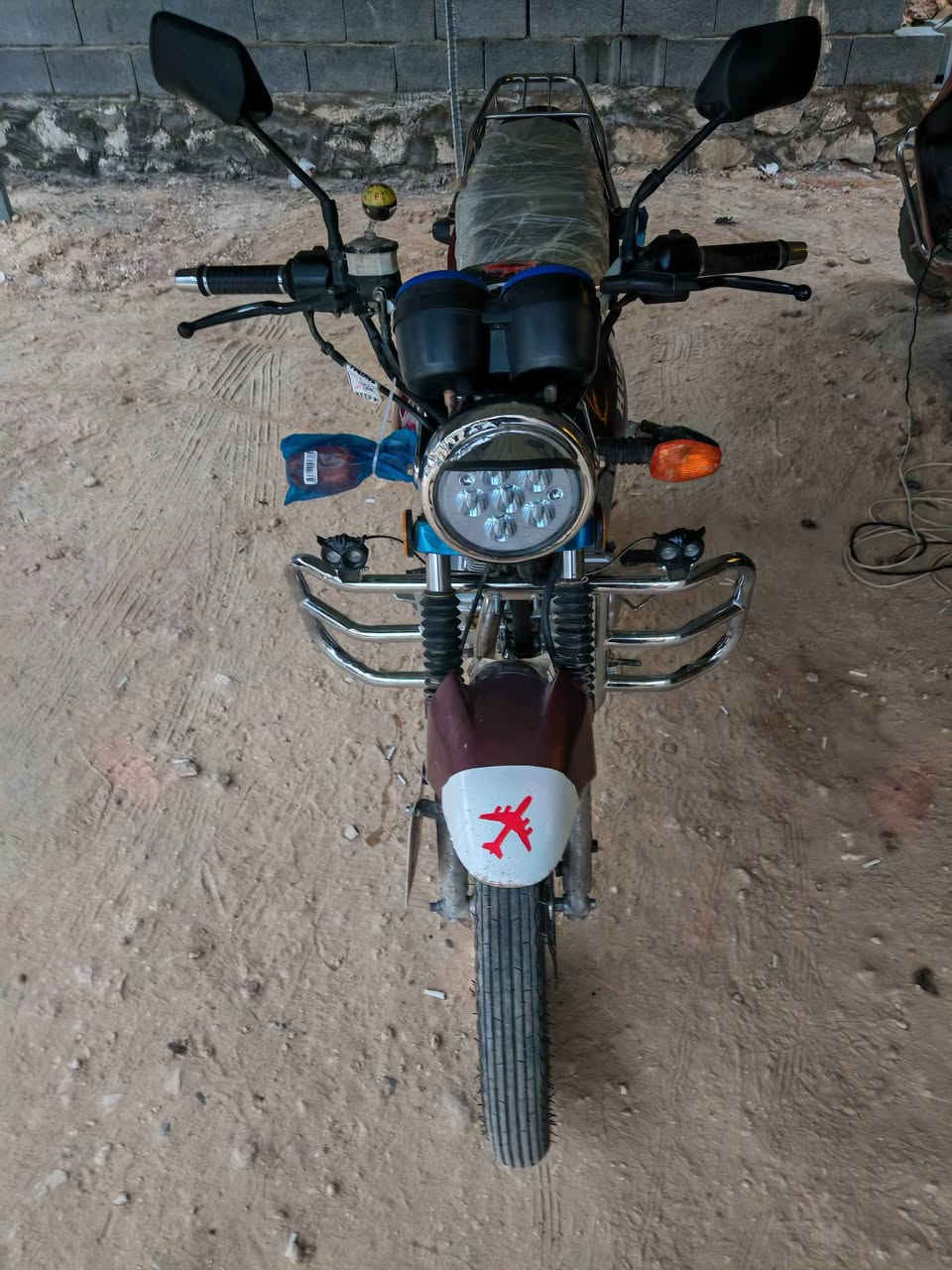 ماطور هيوشه موديل 21 نضيف نضافه فول ما عايز كلشي محرك ناعم نكره سلف ملوز ع اخير السعر 750 قفل الشراي خاص او يتصل ***********
