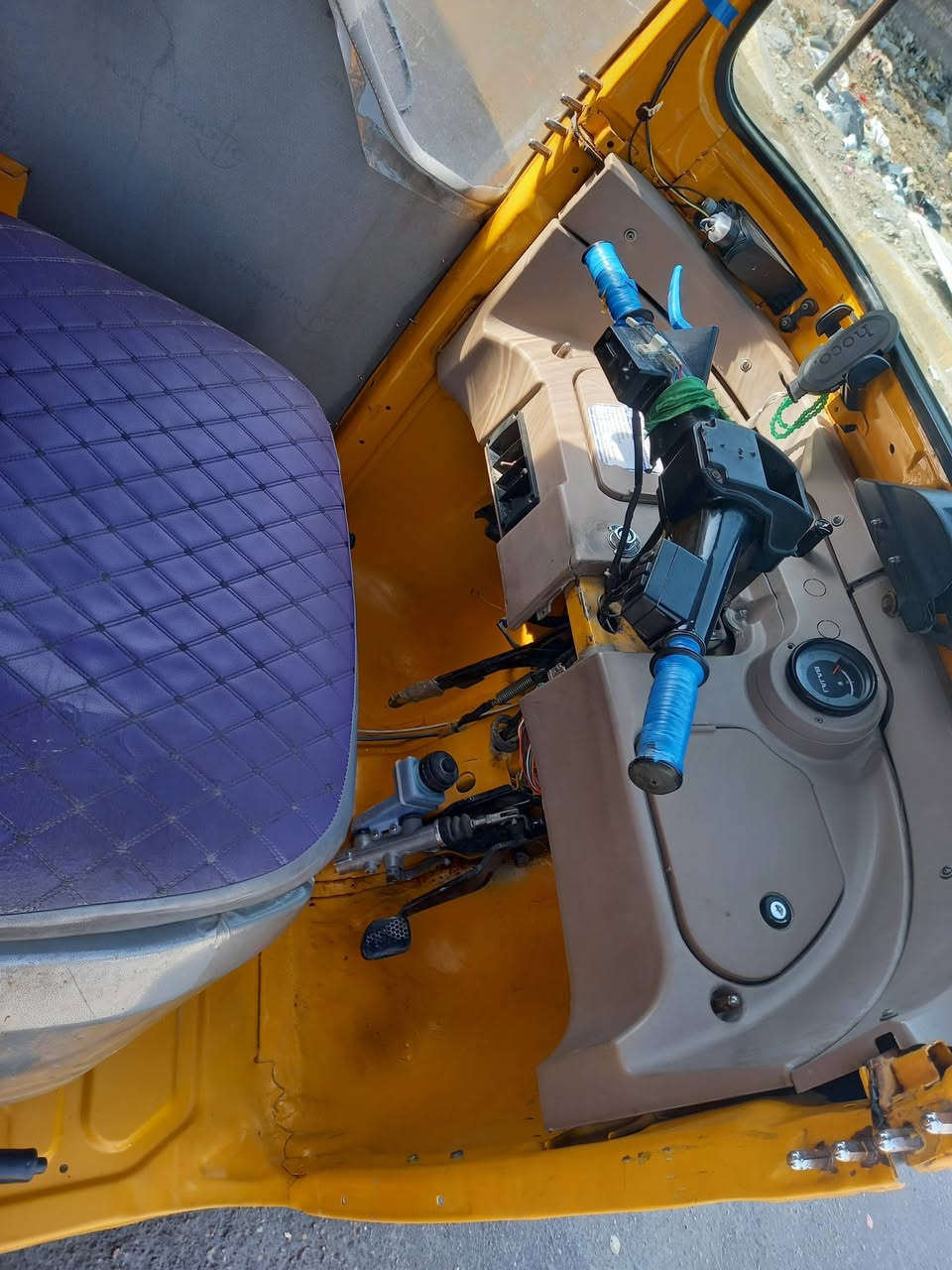 سلام عليكم تكتك للبيع موديل 2019 نضيفه تكتك ما متعوبه مكاني حسينيه راشديه سعر 6 وربع
بيه مجال شراء يتصل بيك خير تدلل \***********
